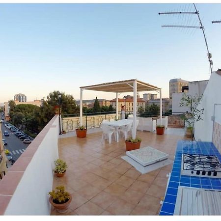 Centro Azzurro Villa Iglesias Bagian luar foto