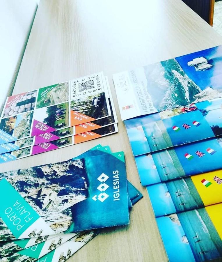 Centro Azzurro Villa Iglesias Bagian luar foto